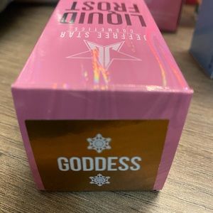 Jeffree Star liquid frost- swatched